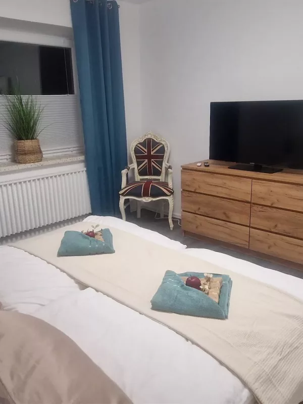 Ferienwohnung Lichtblick - Schlafzimmer Weiß hinten